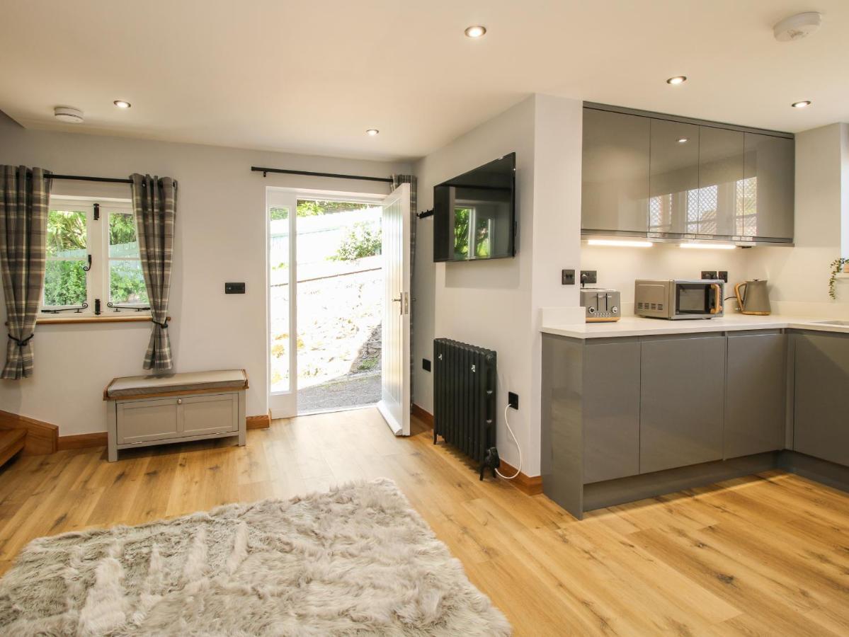 The Office Villa Telford Luaran gambar
